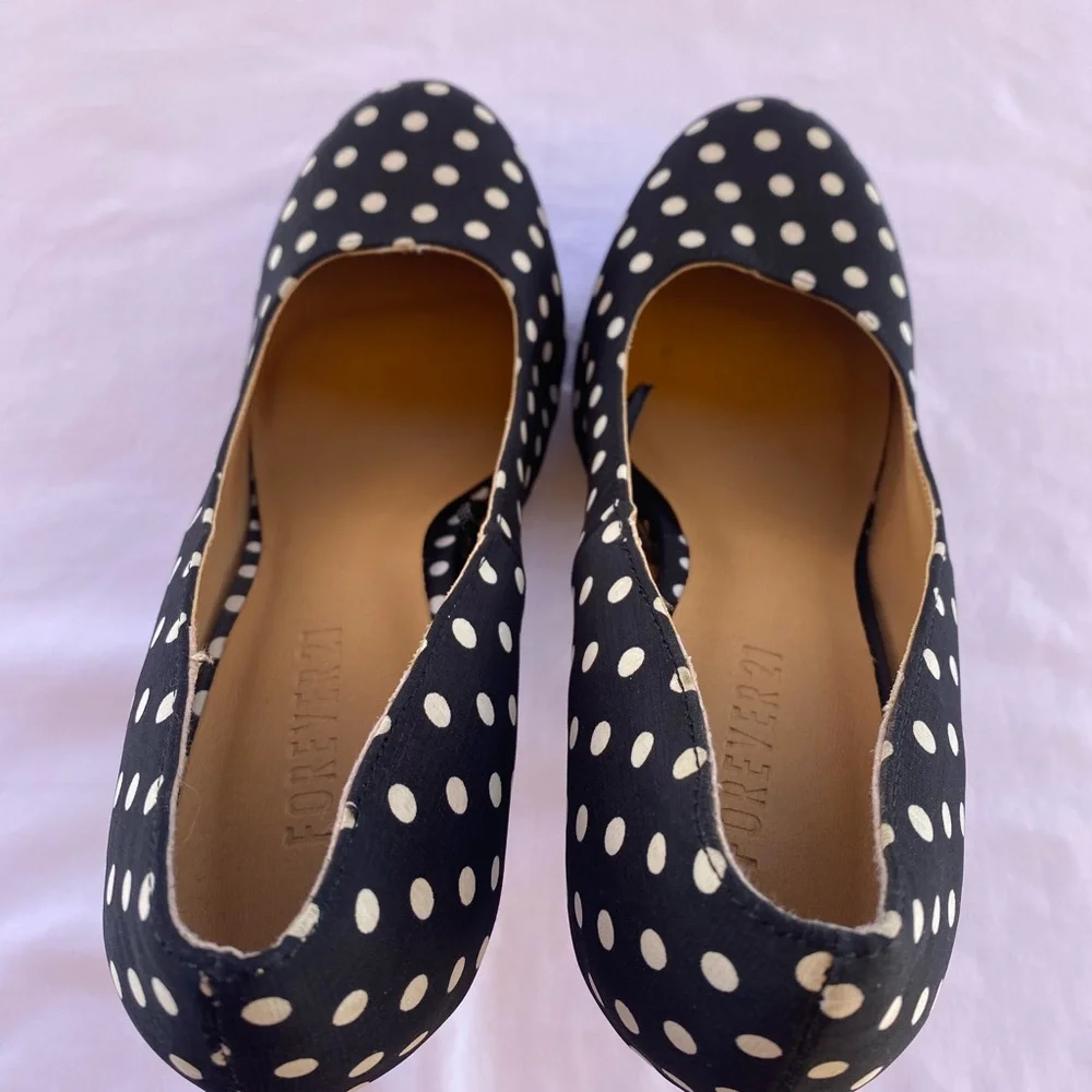 🛍️🛍️🛍️ Forever21 Black with White polka dots High Heels, sz 7.5, Used - Picture 13 of 16